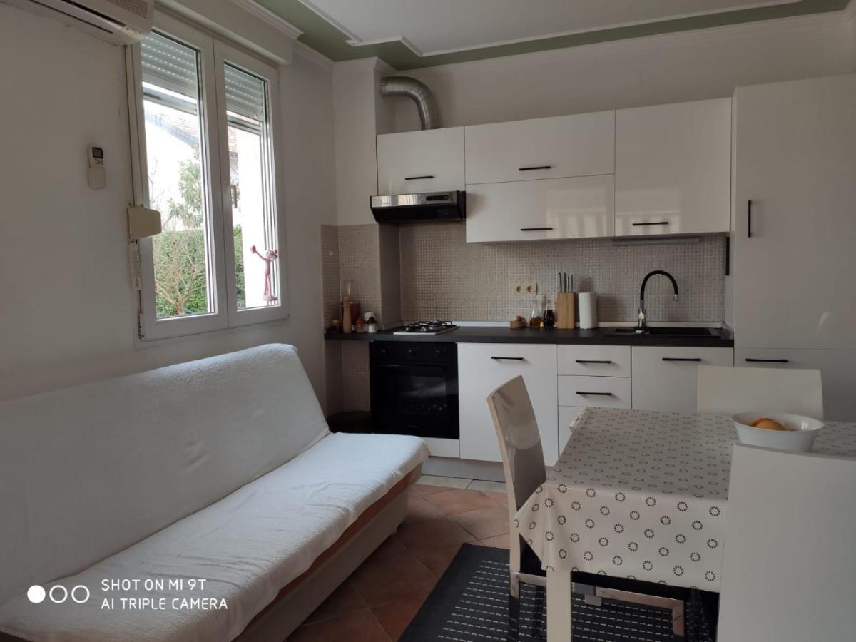 Apartment Svrco Zaboric Ngoại thất bức ảnh