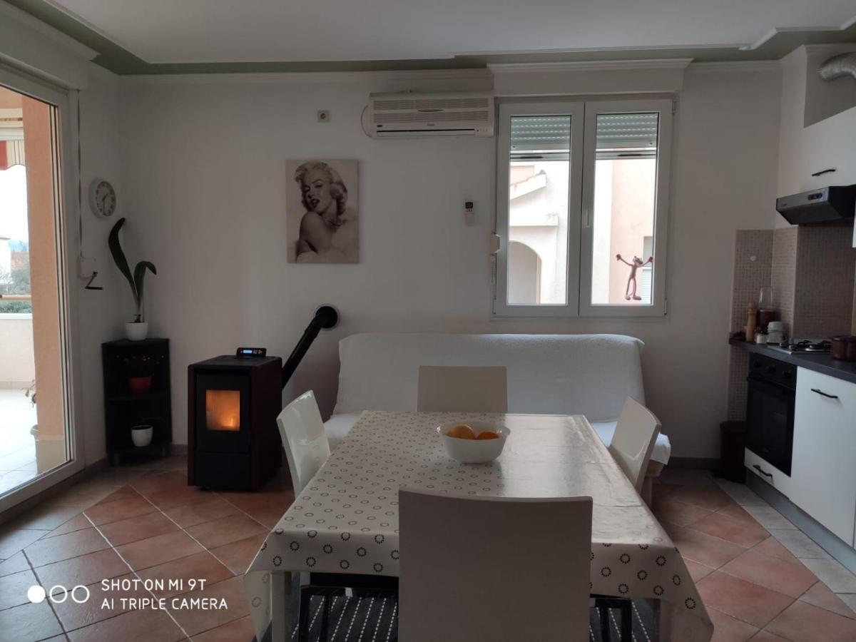 Apartment Svrco Zaboric Ngoại thất bức ảnh