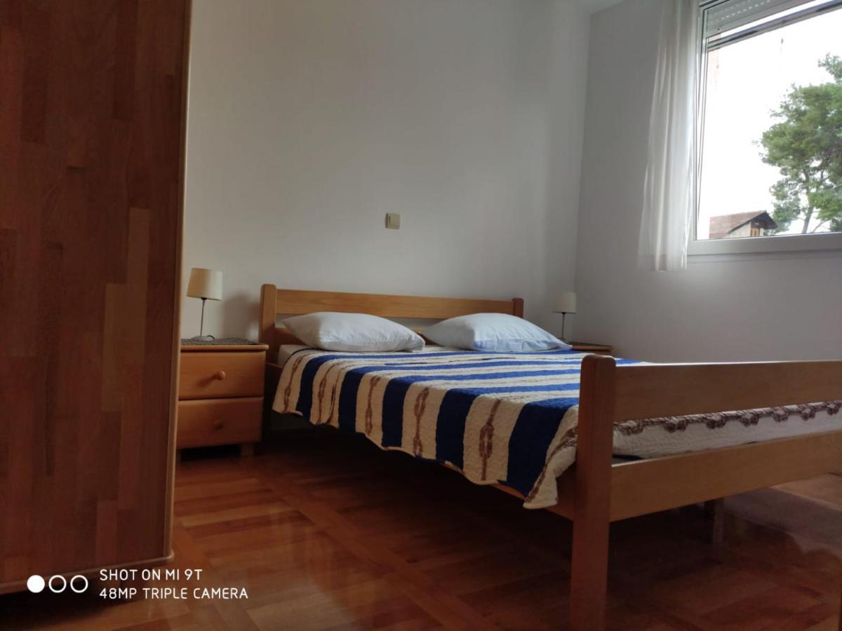 Apartment Svrco Zaboric Ngoại thất bức ảnh